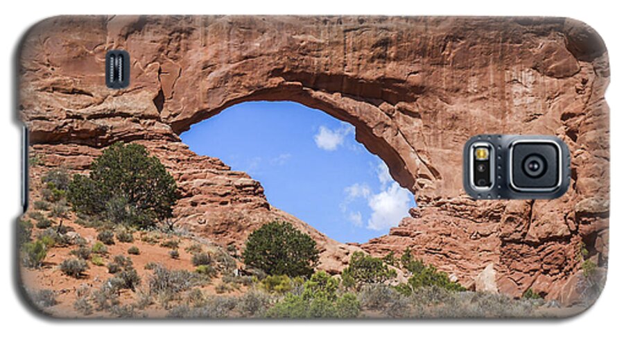 Arches Galaxy S5 Case featuring the photograph Arches in the Distance-2 by Elizabeth M