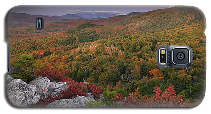 Foliage Galaxy S5 Case featuring the photograph Autumn Glow after Sunset at Nubble Peak by White Mountain Images