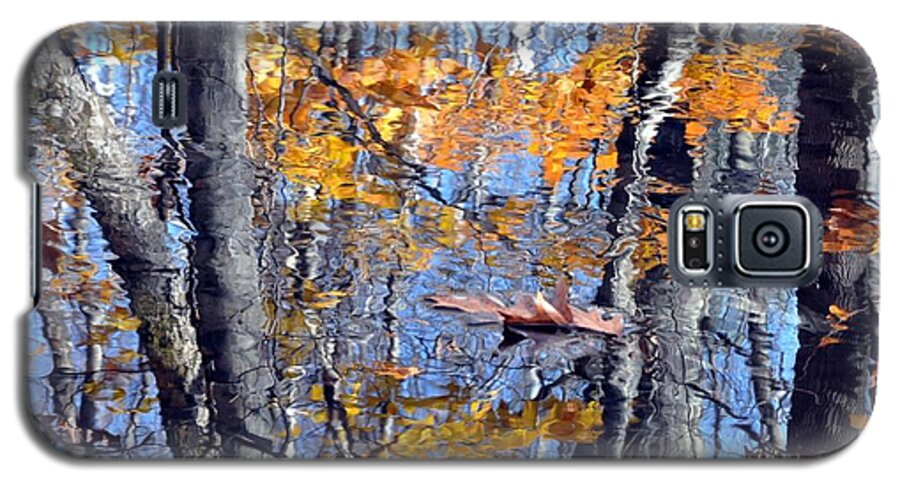 Autumn Galaxy S5 Case featuring the photograph Autumn Reflection with Leaf by Phyllis Meinke