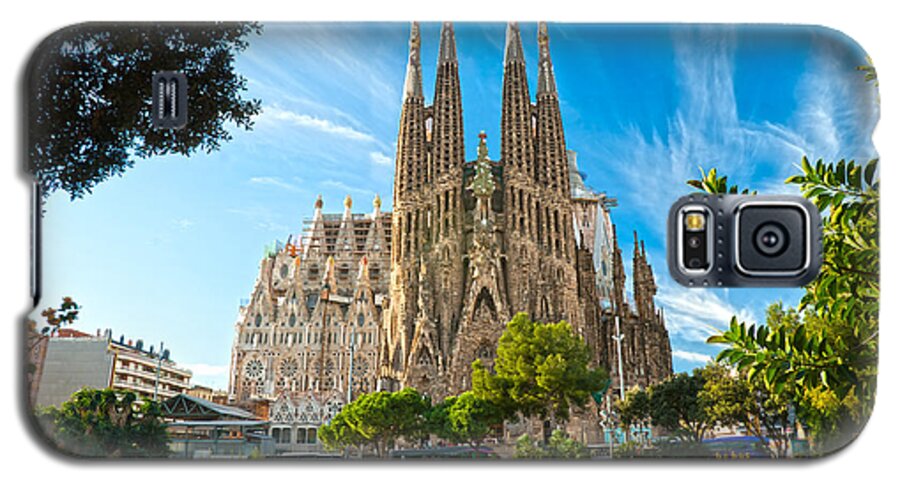 Architecture Galaxy S5 Case featuring the photograph Barcelona - La Sagrada Familia by Luciano Mortula