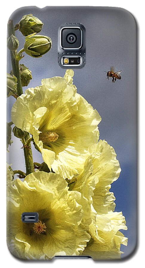 Floral Galaxy S5 Case featuring the photograph Bee Approaching by Shirley Mitchell