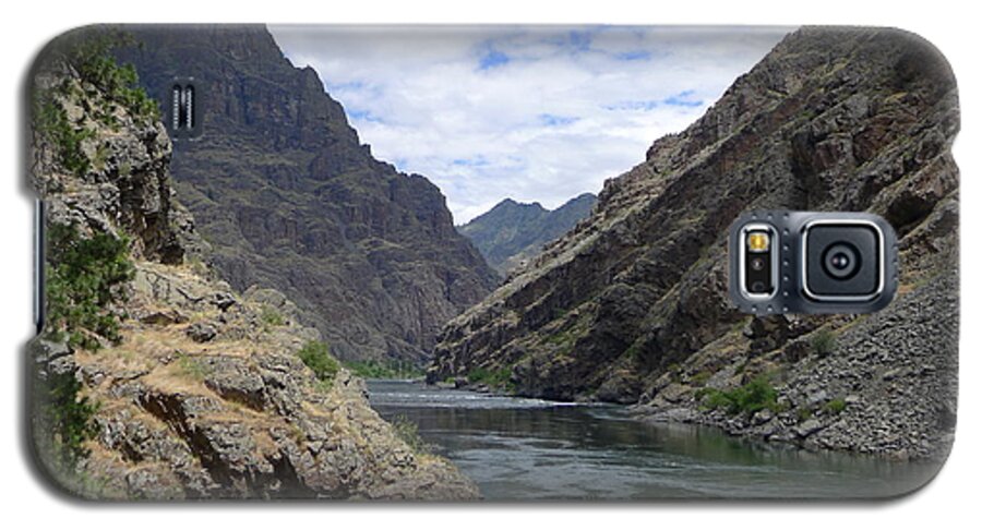Hells Canyon Galaxy S5 Case featuring the photograph Below Hells Canyon Dam by Joel Deutsch