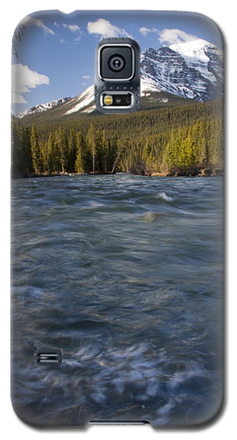 Landscape Galaxy S5 Case featuring the photograph Bow River at Lake Louise by Tony Mills