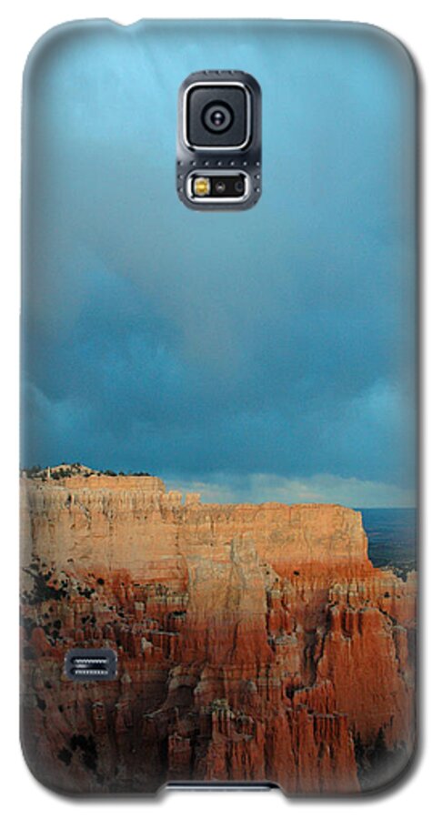  Galaxy S5 Case featuring the photograph Bryce Canyon and Stormy Sky by Bruce Gourley