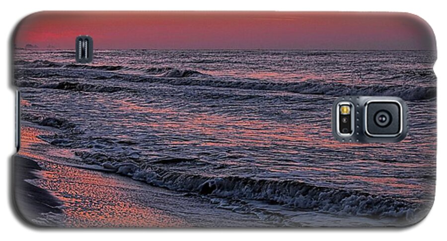 Alabama Galaxy S5 Case featuring the digital art Bubbling Surf by Michael Thomas