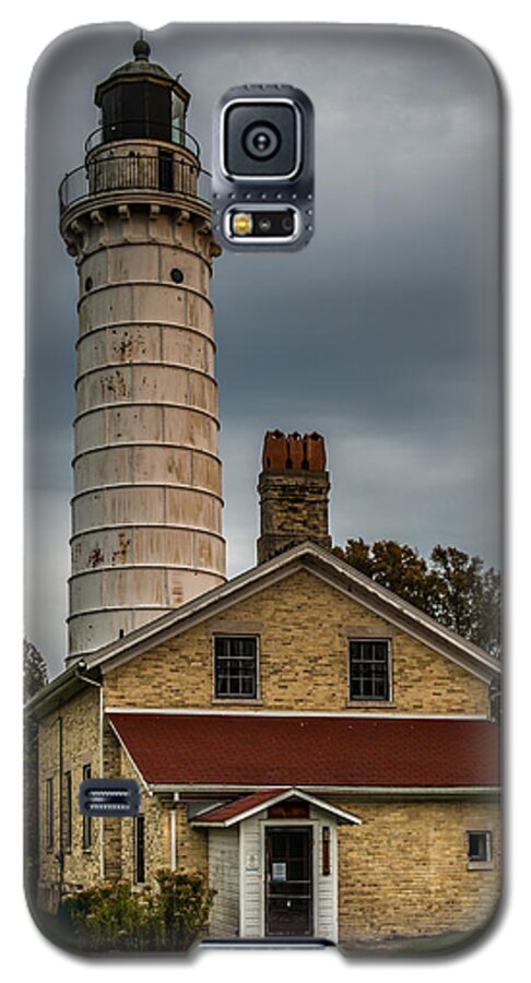 Cana Island Lighthouse Galaxy S5 Case featuring the photograph Cana Island Lighthouse By Paul Freidlund by Paul Freidlund