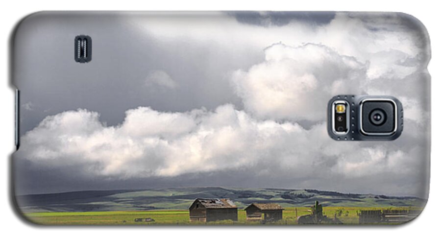 Farmland Galaxy S5 Case featuring the photograph Canadian Prairie by Charline Xia