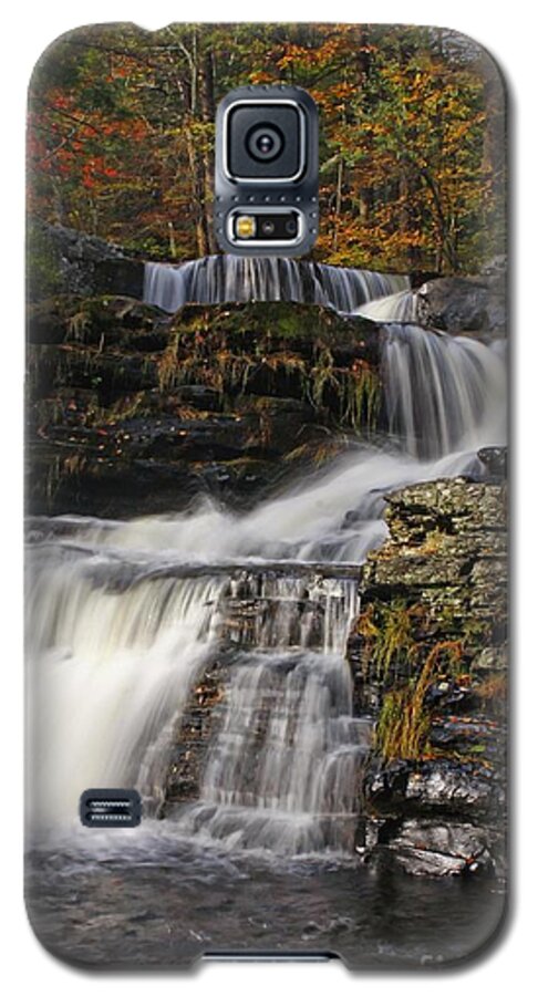 Nature Galaxy S5 Case featuring the photograph Cascading Forever by Marcia Lee Jones