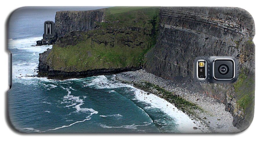 Ireland Galaxy S5 Case featuring the photograph Cliffs of Moher View by Aidan Moran