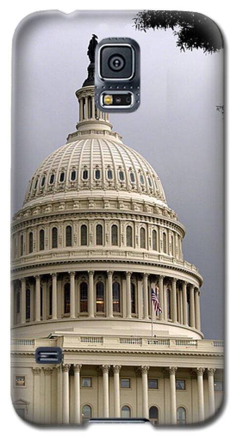 U.s. Galaxy S5 Case featuring the photograph Clouds Over Congress by James Granberry