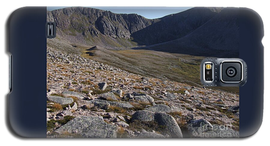 Coire Sneachda Galaxy S5 Case featuring the photograph Coire an t' Sneachda - Cairngorm Mountains by Phil Banks