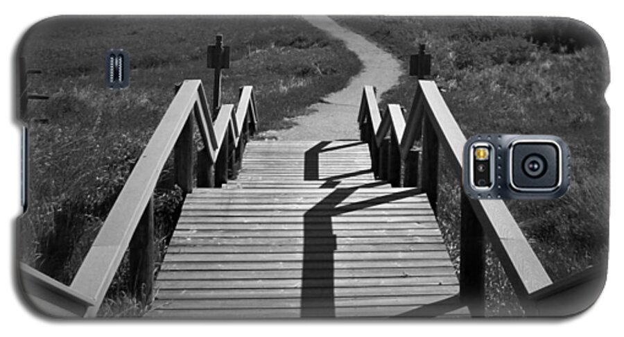 Stairwell Galaxy S5 Case featuring the photograph Coulee Stairs by Donald S Hall