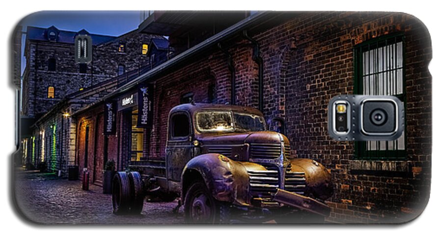 Toronto Galaxy S5 Case featuring the photograph Distillery District Toronto by Ian Good