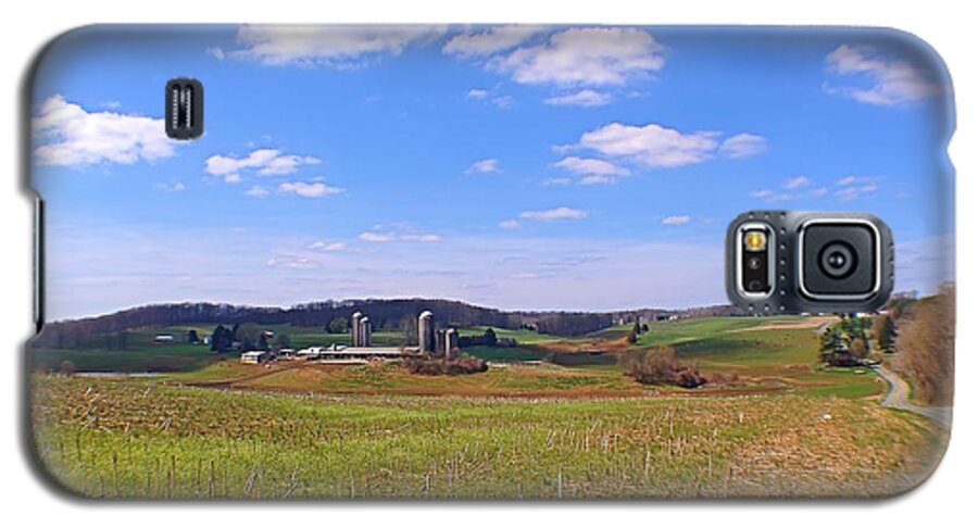 Farm Galaxy S5 Case featuring the photograph Down on the Farm by Chris Montcalmo