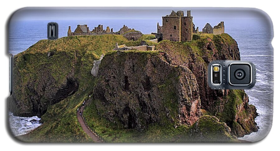 Scotland Galaxy S5 Case featuring the photograph Dunnottar Castle Panorama by Jason Politte