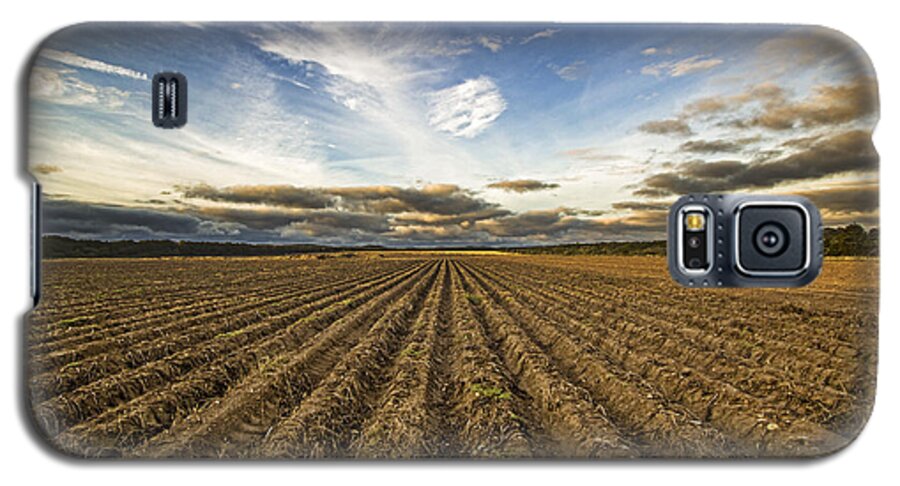 Eastport Galaxy S5 Case featuring the photograph Eastport Potato Farm by Robert Seifert
