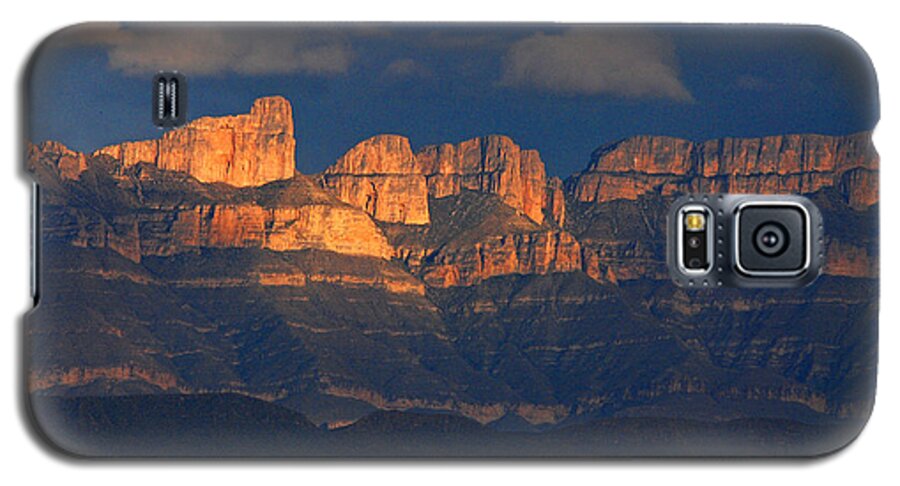 Big Bend National Park Galaxy S5 Case featuring the photograph El Pico and Sierra del Carmen by Cindy McIntyre