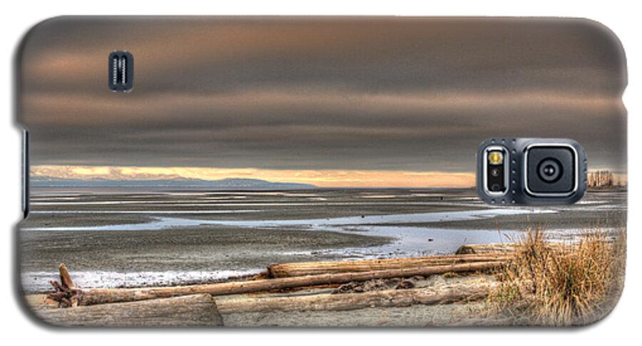 Landscape Galaxy S5 Case featuring the photograph Fiery Sky Over The Salish Sea by Randy Hall