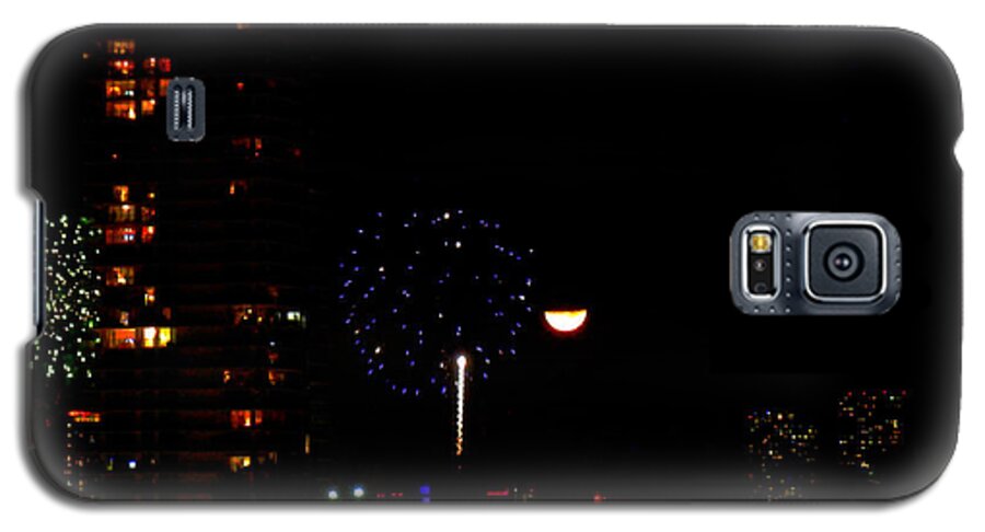 Fireworks Galaxy S5 Case featuring the photograph Fireworks Over Miami Moon II by Culture Cruxxx
