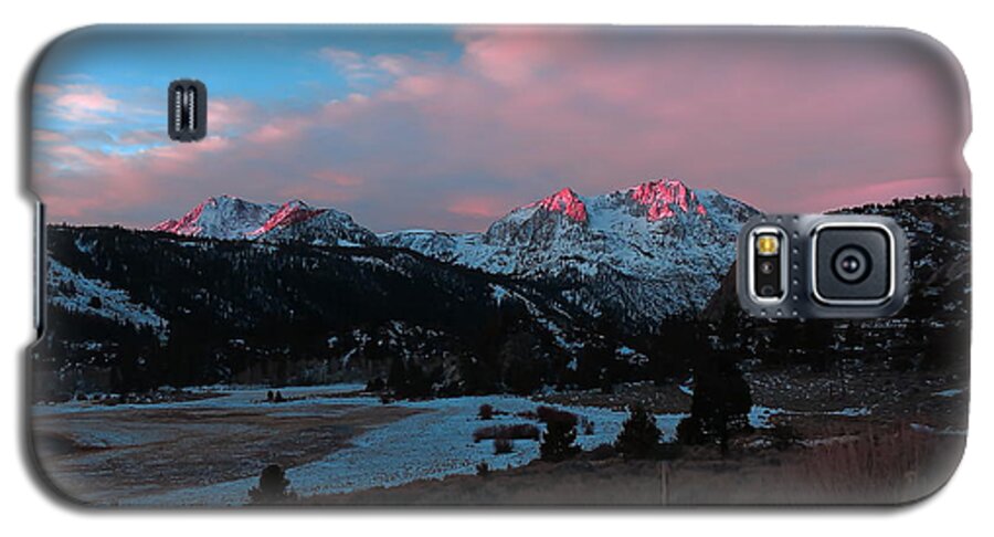 Carson Peak Galaxy S5 Case featuring the photograph First Light on Carson by Paul Foutz