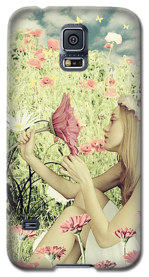 Spring Galaxy S5 Case featuring the digital art Flora by Linda Lees