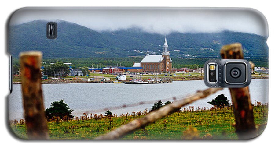 Fog Galaxy S5 Case featuring the photograph Foggy Day in Cheticamp by Ben Graham