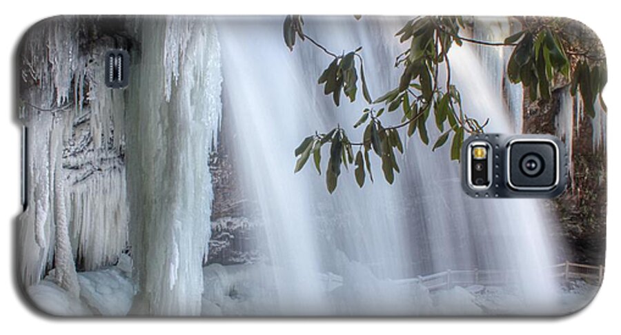 Dry Falls Galaxy S5 Case featuring the photograph Frozen Dry Falls by Chris Berrier