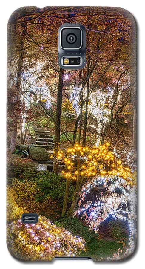 Garvan Galaxy S5 Case featuring the photograph Golden Valley - full height by Daniel George