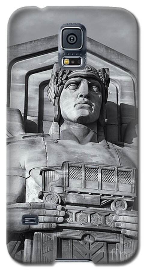 Clarence Holmes Galaxy S5 Case featuring the photograph Guardian of Traffic II by Clarence Holmes