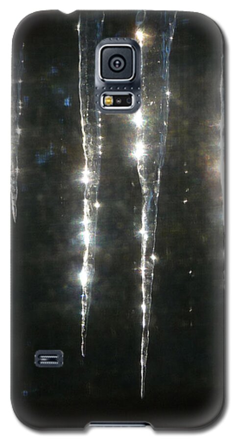 Icicles Galaxy S5 Case featuring the photograph Glistening Icicles by Margie Avellino