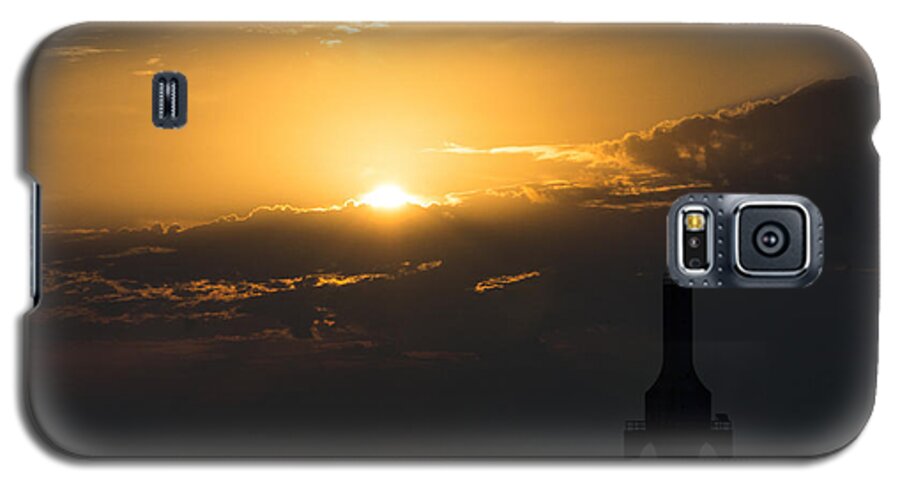 Sunrise Galaxy S5 Case featuring the photograph Golden Flight by James Meyer