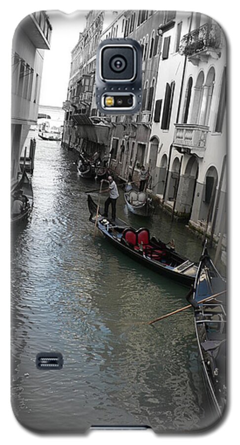 Gondolier Galaxy S5 Case featuring the photograph Gondolier by Laurel Best