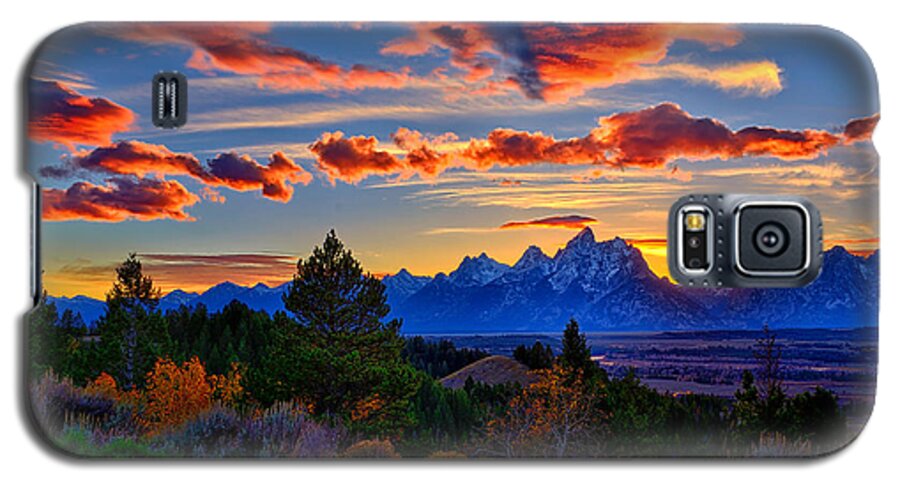Tetons Galaxy S5 Case featuring the photograph Grand Teton Sunset by Greg Norrell