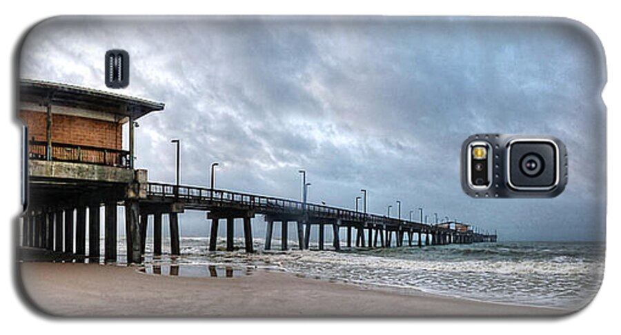 Palm Galaxy S5 Case featuring the digital art Gulf State Pier by Michael Thomas