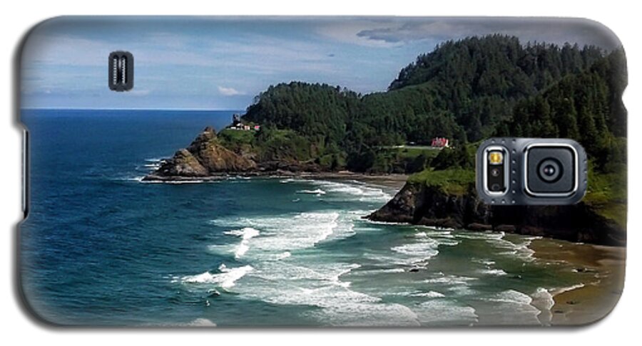 Lighthouse Galaxy S5 Case featuring the photograph Heceta Head by Darren White