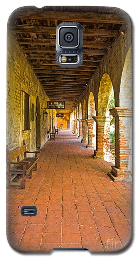 Gardens Galaxy S5 Case featuring the photograph Historical Porch by Ronald Lutz