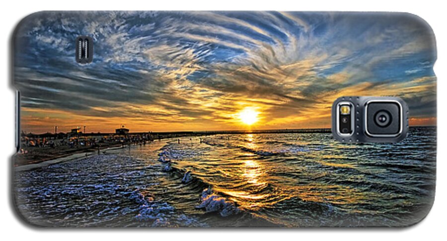 Hypnotic Galaxy S5 Case featuring the photograph Hypnotic Sunset at Israel by Ron Shoshani