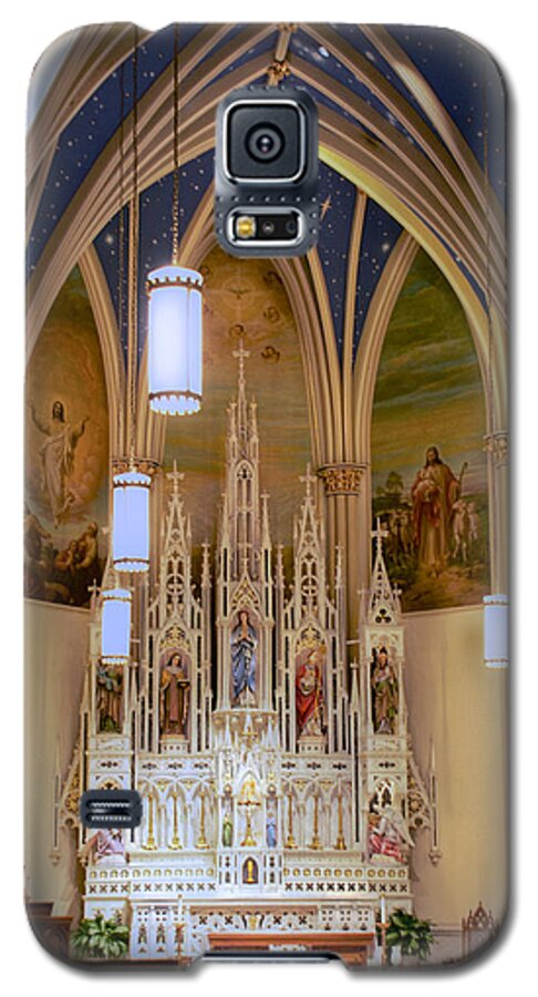 Annapolis Galaxy S5 Case featuring the photograph Interior of St. Mary's Church by Mark Dodd