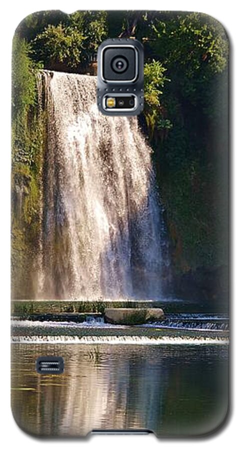 Isola Del Liri Galaxy S5 Case featuring the photograph Isola del Liri falls by Dany Lison