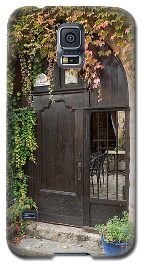 Door Galaxy S5 Case featuring the photograph Ivy Covered Doorway by Paul Topp