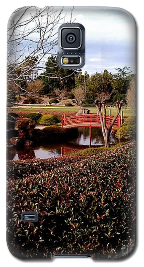 Japanese Galaxy S5 Case featuring the photograph Japanese Gardens Toowoomba by Therese Alcorn
