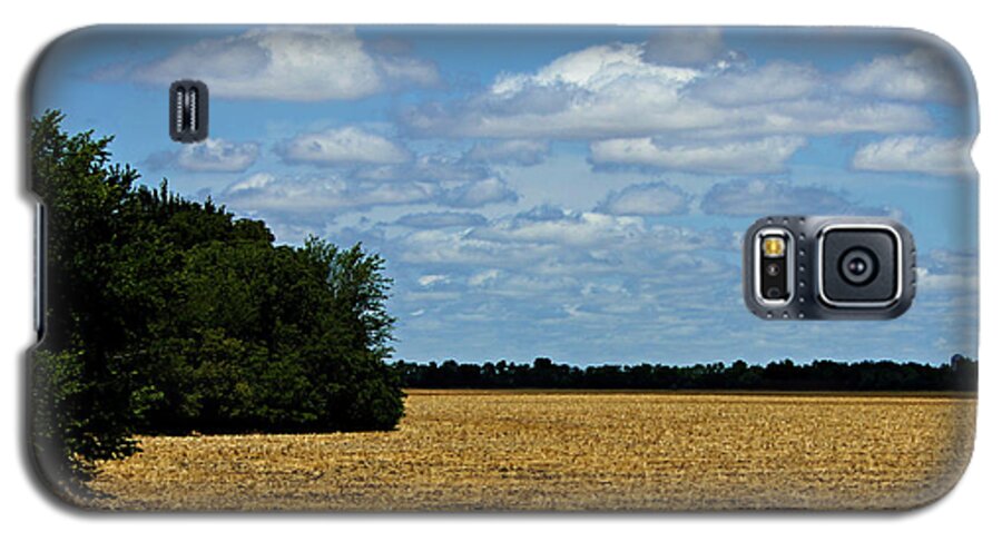 Field Galaxy S5 Case featuring the photograph Kansas Fields by Jeanette C Landstrom