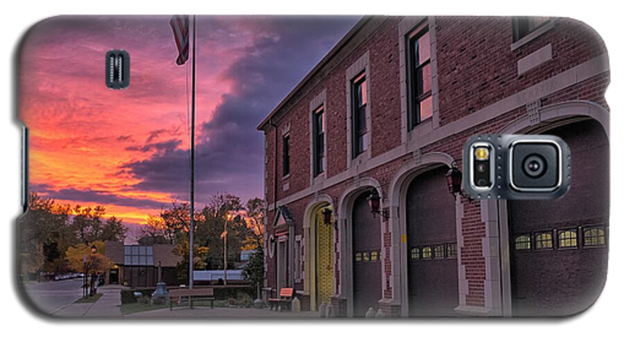 Fire Galaxy S5 Case featuring the photograph Kenmore Fire Hall Sunset by Chris Bordeleau
