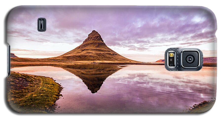 Iceland Galaxy S5 Case featuring the photograph Kirkjufell at sunset by Marzena Grabczynska Lorenc