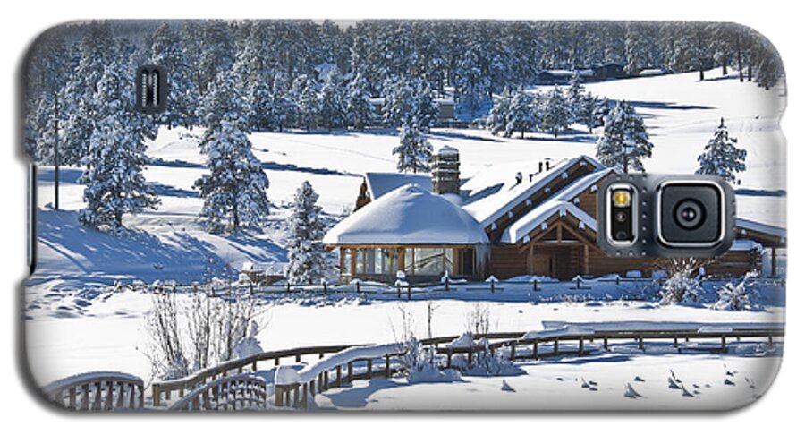 Evergreen Colorado Galaxy S5 Case featuring the photograph Lake House in Snow by Ron White