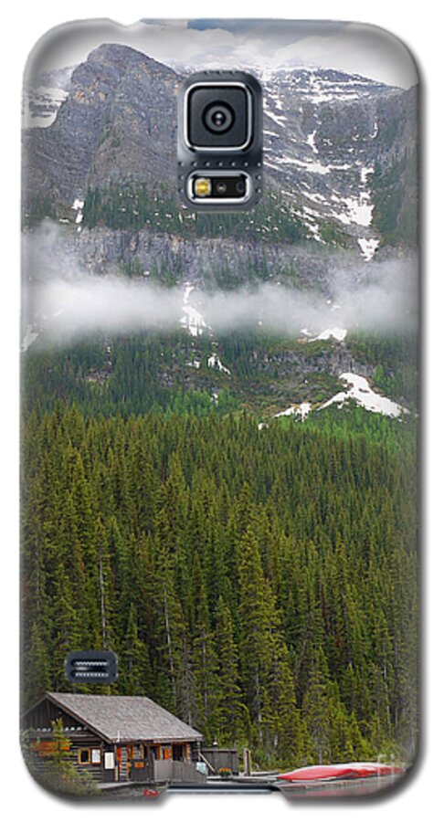 Lake Galaxy S5 Case featuring the photograph Lake Louise Cabin by Brenda Kean