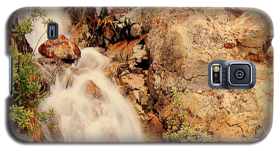 Waterfall Galaxy S5 Case featuring the photograph Lake Shasta waterfall 2 by Garnett Jaeger