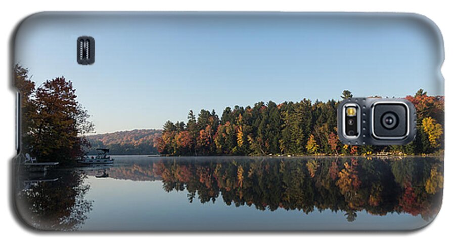 Lakeside Living Galaxy S5 Case featuring the photograph Lakeside Cottage Living - Peaceful Morning Mirror by Georgia Mizuleva
