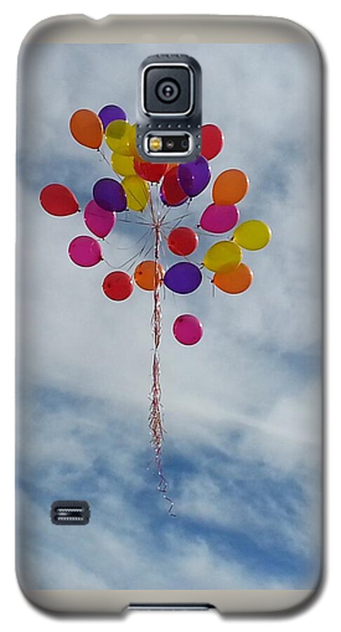 Letting Go Galaxy S5 Case featuring the photograph Letting Go by Emmy Marie Vickers