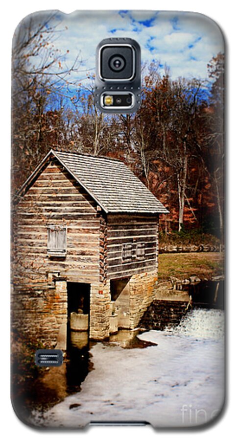 Levi Galaxy S5 Case featuring the photograph Levi Jackson Park Water Mill by Stephanie Frey